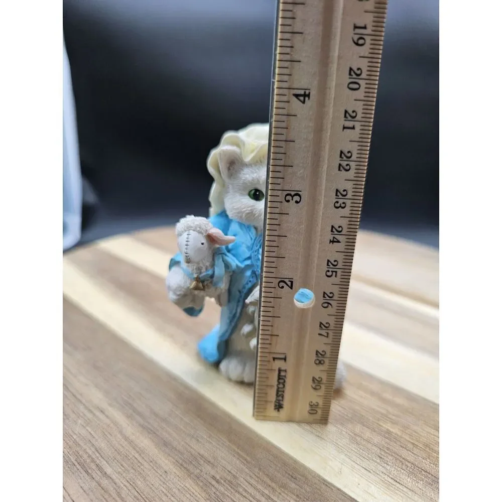 Enesco 1993 Priscilla Hillman Sharing The Gift Of Friendship Cat Figurine Number